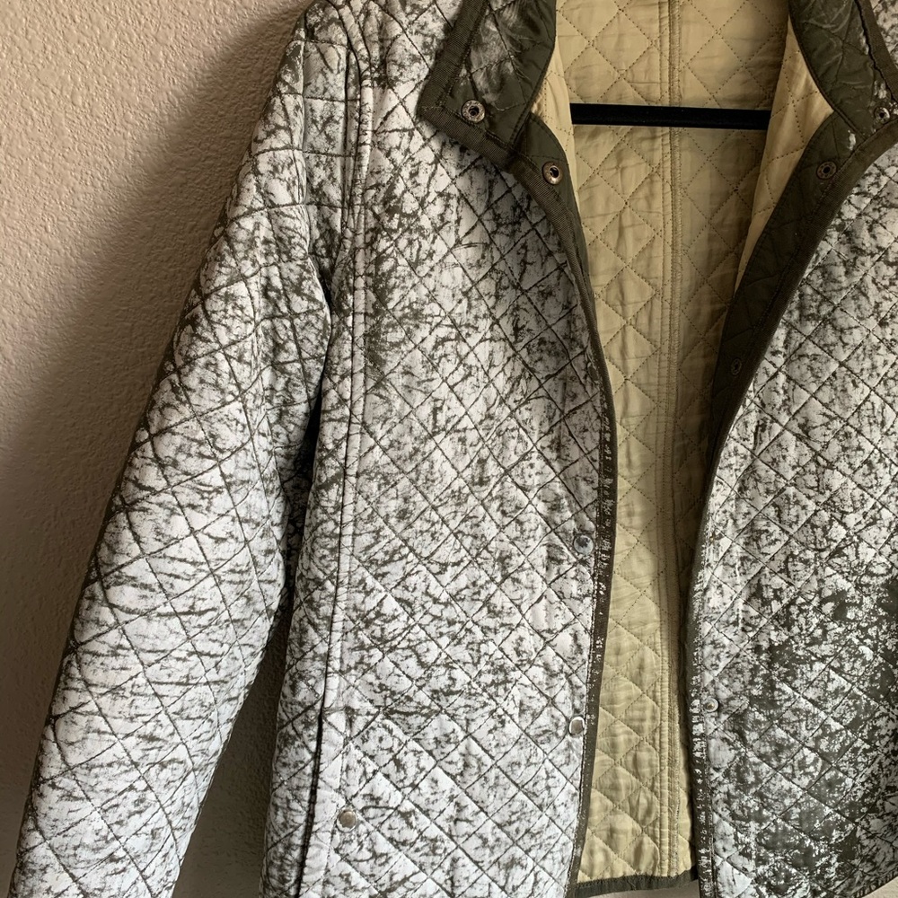 Jacket - Picture 4 of 6